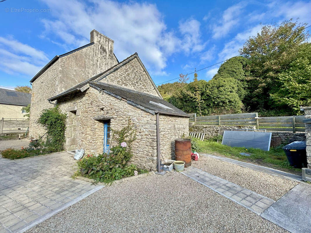 Maison à LA FEUILLEE