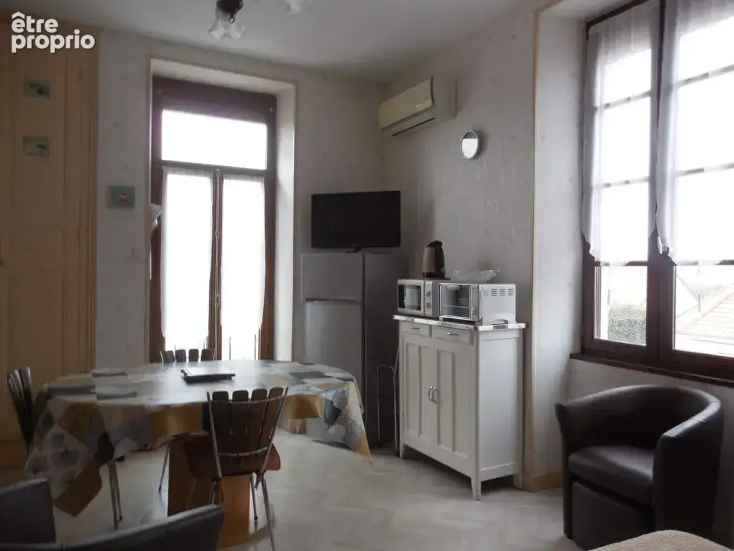 A vendre grande maison dans unique station thermale du Limousin - photo 10
