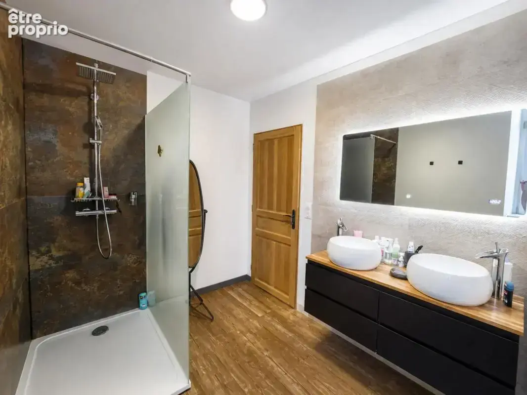 Appartement de 5 pièces de 188 m² à Montbéliard - photo 16