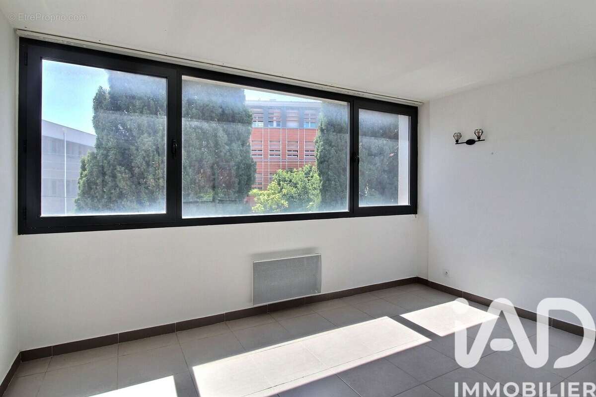 Photo 6 - Appartement à MARSEILLE-12E