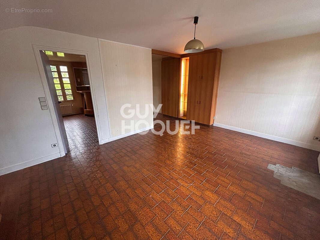 Maison à LES PAVILLONS-SOUS-BOIS