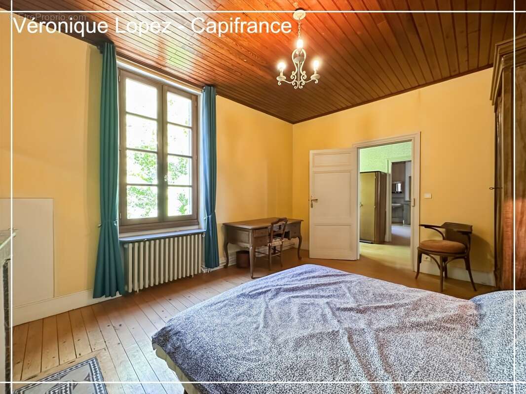 Agen, à seulement 6kms, authentique maison en pierre de 203m² avec grand terrain, garage et cave - photo 25