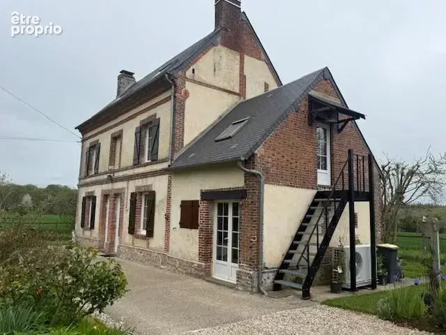 Maison 133 m² à Thiberville  - photo 2