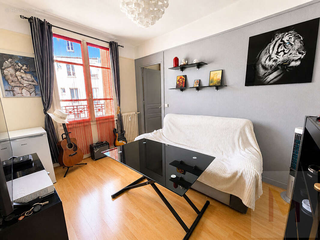 Appartement à NEUILLY-PLAISANCE