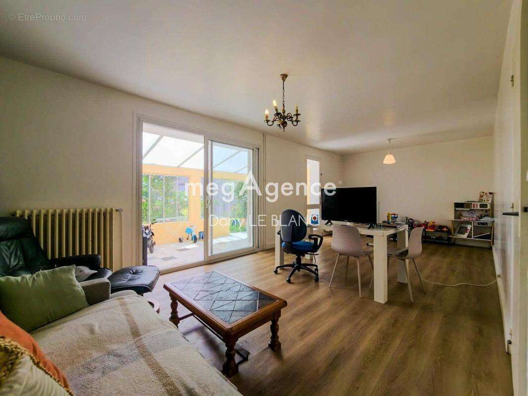 Maison familiale 4 pièces avec jardin - photo 2
