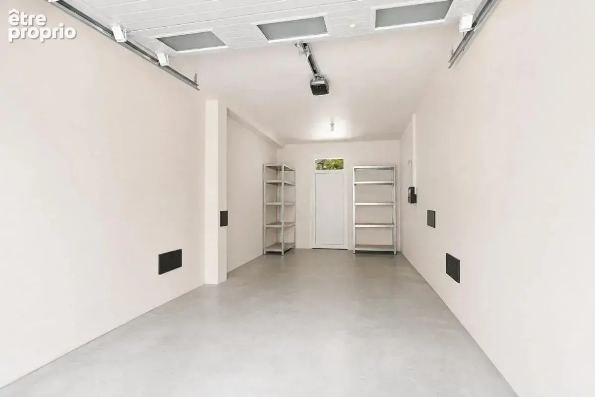 Maison lumineuse de 2016 – allee privee – garages - photo 17