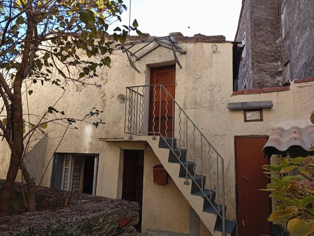 Maison à SAINT-PONS-DE-THOMIERES