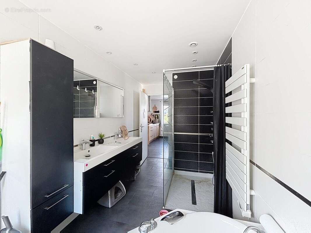 Maison à ECHENOZ-LA-MELINE