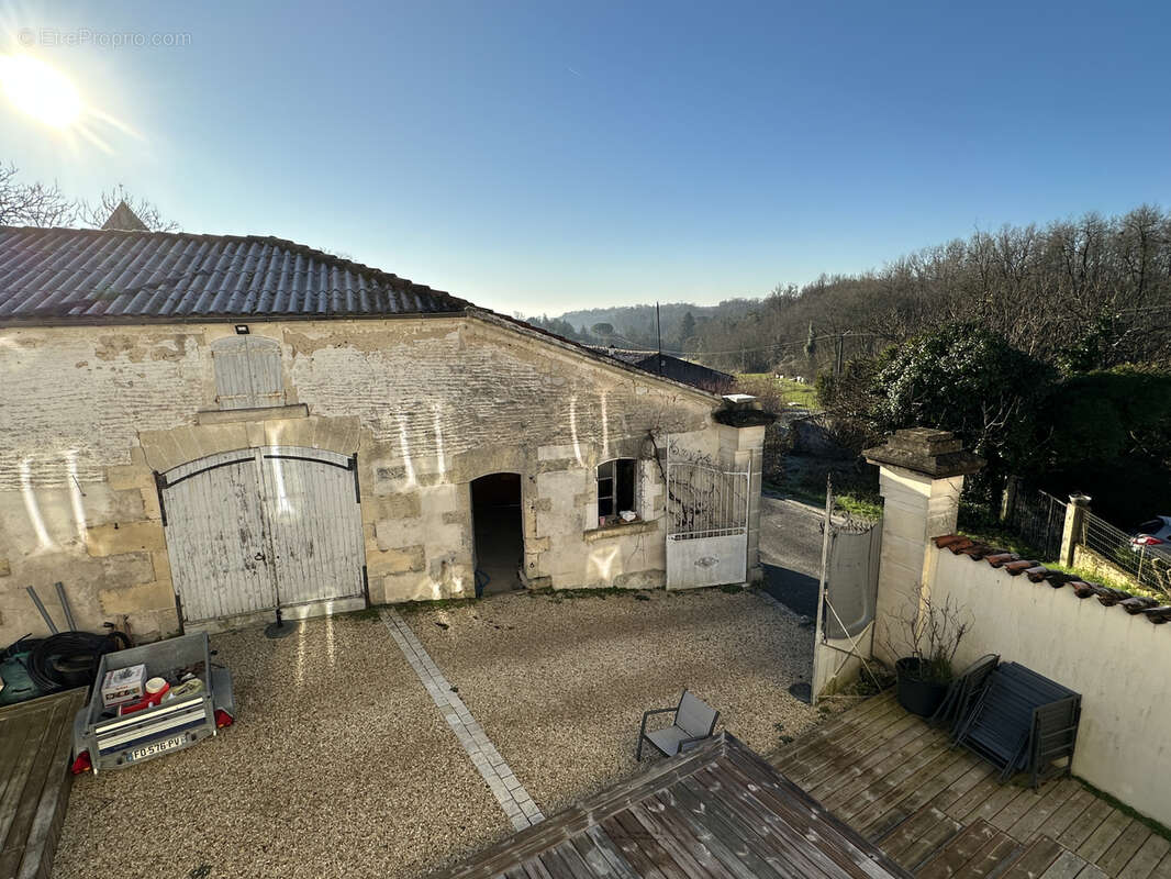 Maison à LOUZAC-SAINT-ANDRE