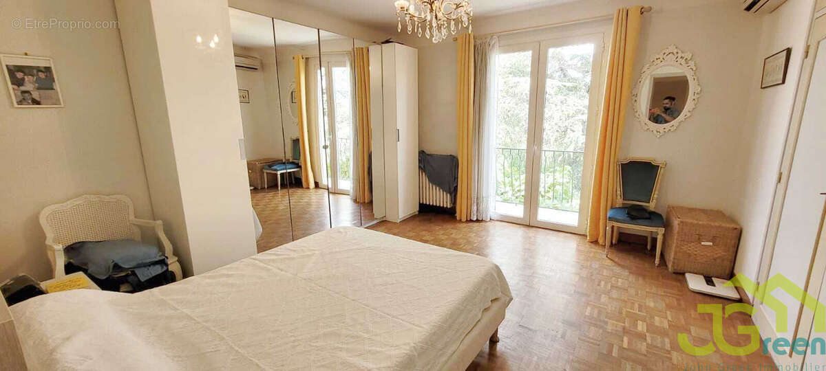 Maison à BORMES-LES-MIMOSAS