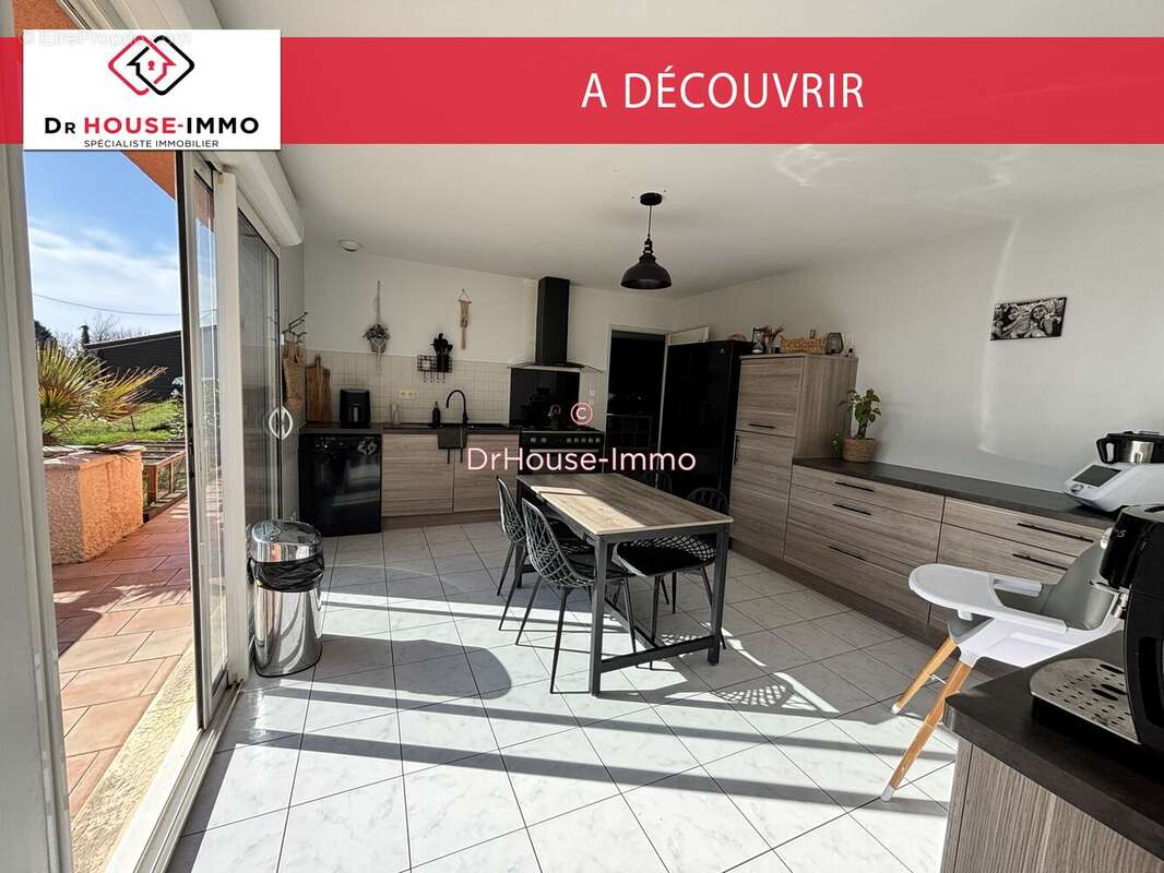 Maison 164 m² à Thiviers  - photo 7