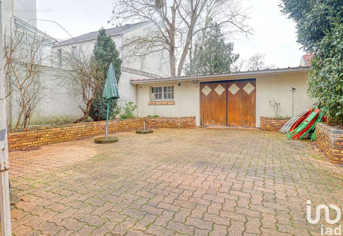 Photo 9 - Commerce à CONFLANS-SAINTE-HONORINE