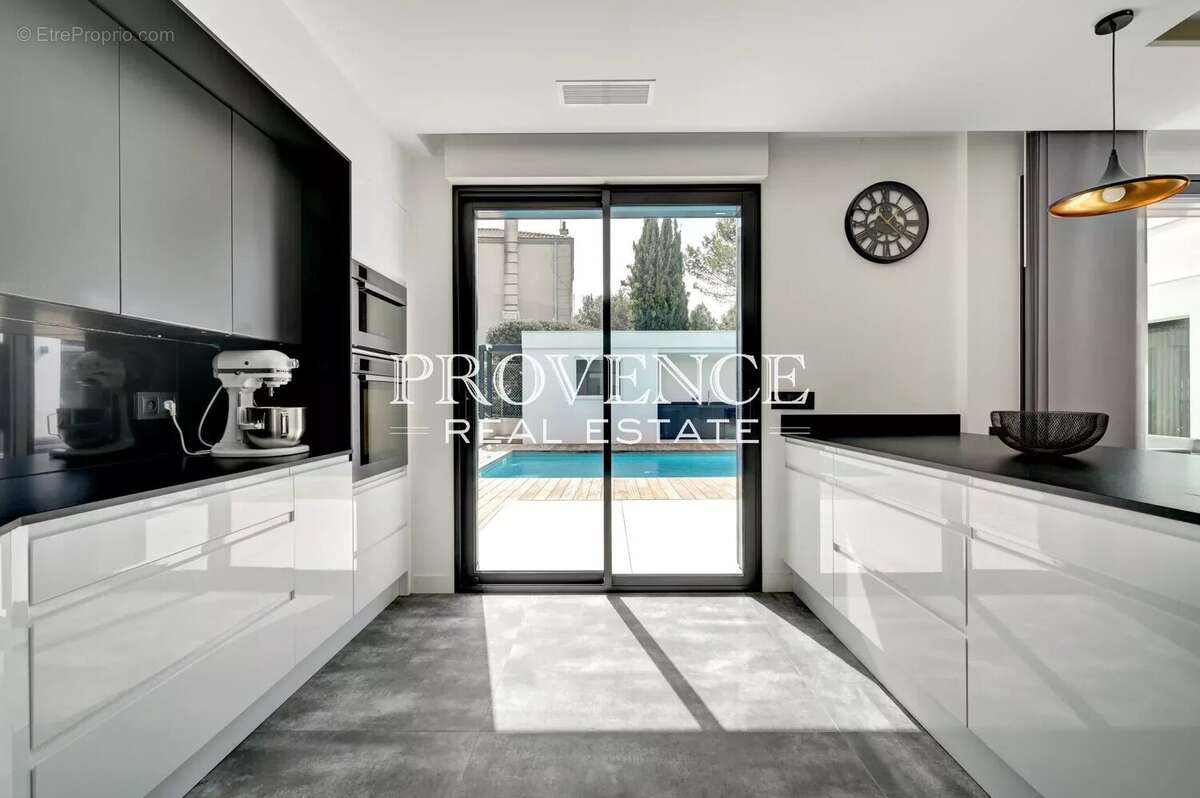 Maison à MARSEILLE-11E