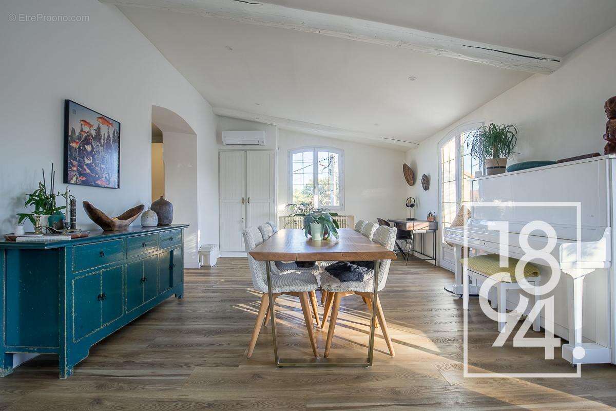 Appartement à AIX-EN-PROVENCE