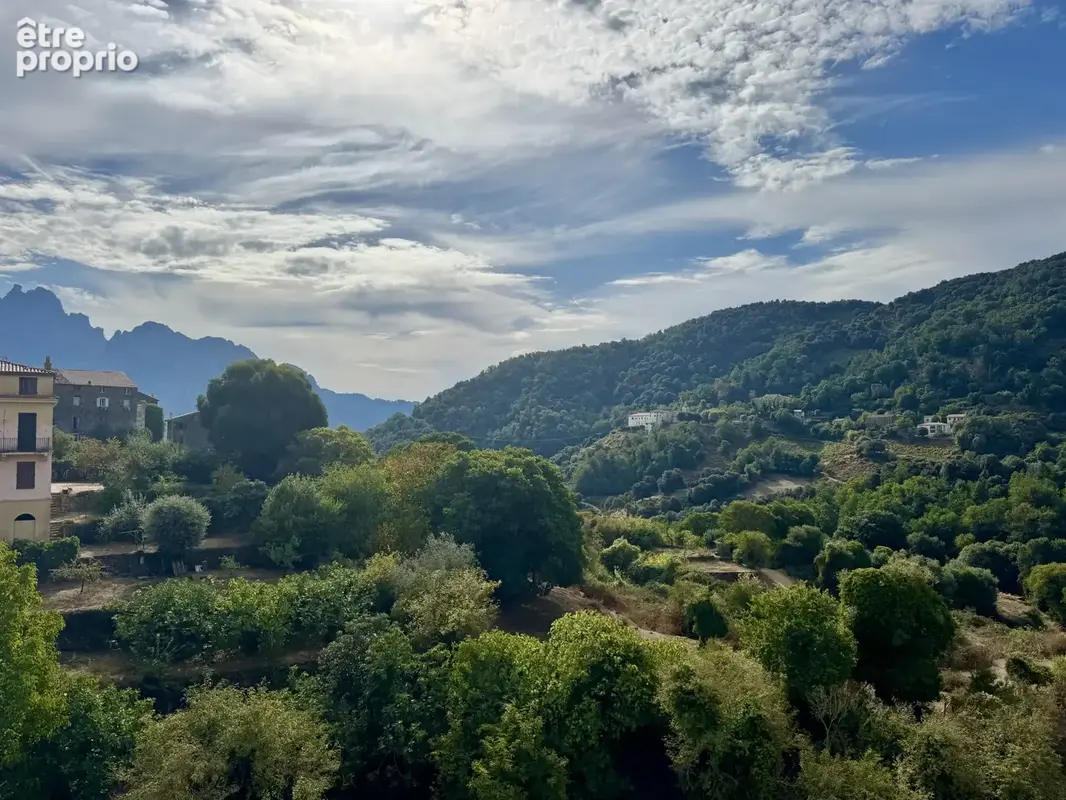 Appartement mansardé de type T3 à Vico - photo 1