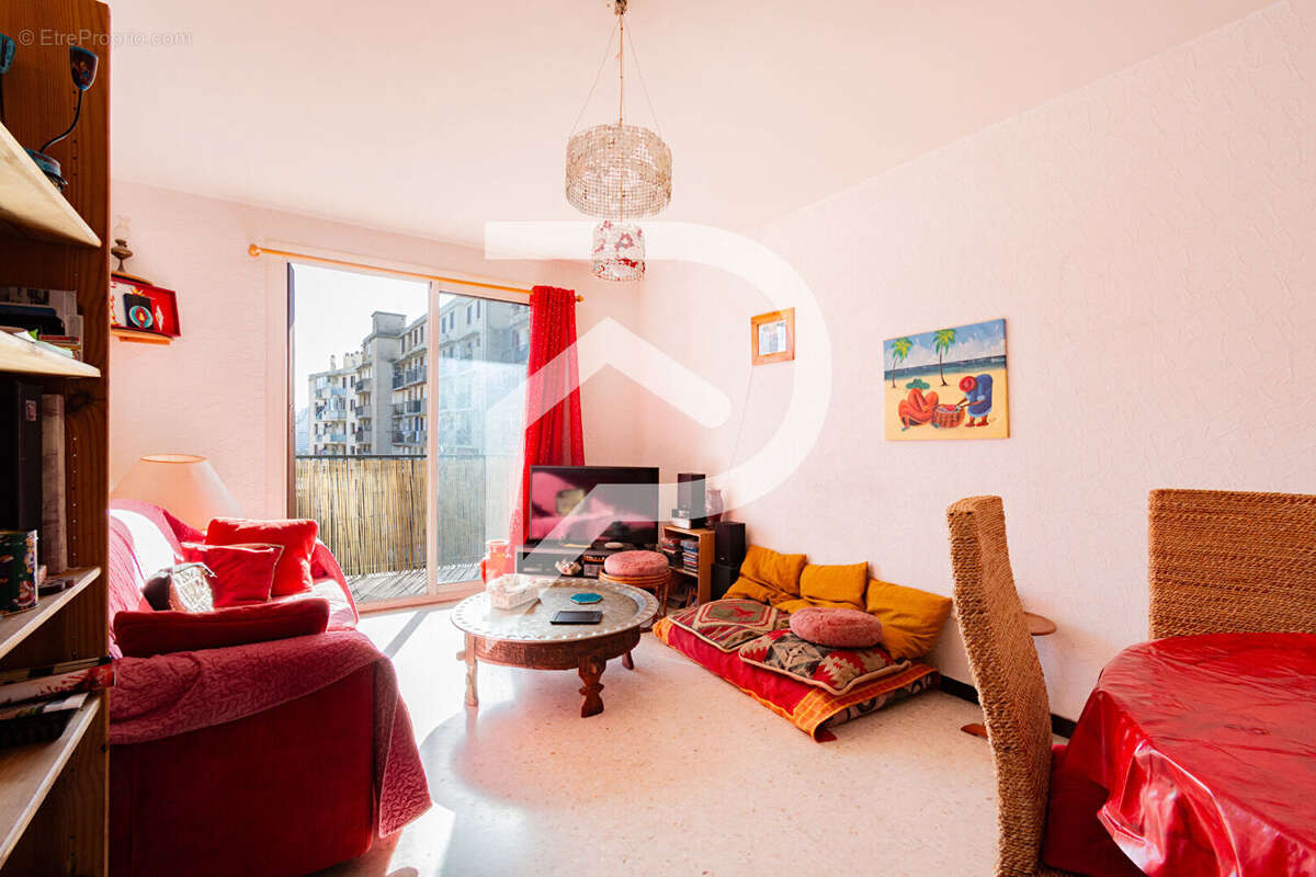 Appartement à MARSEILLE-14E