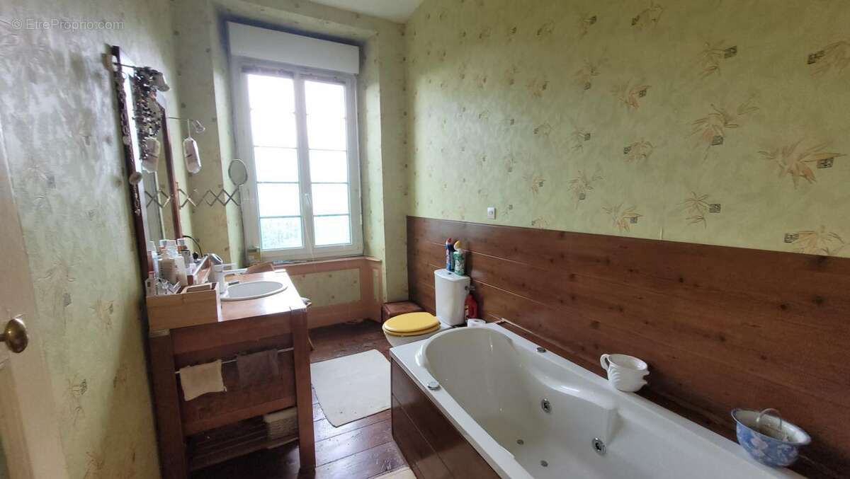 Ancien Presbytère de Charme de 1880 - photo 10