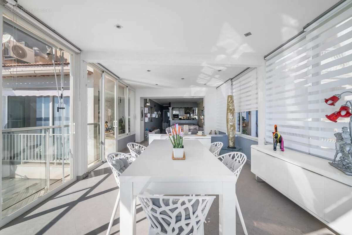 Appartement à CAP-D'AIL