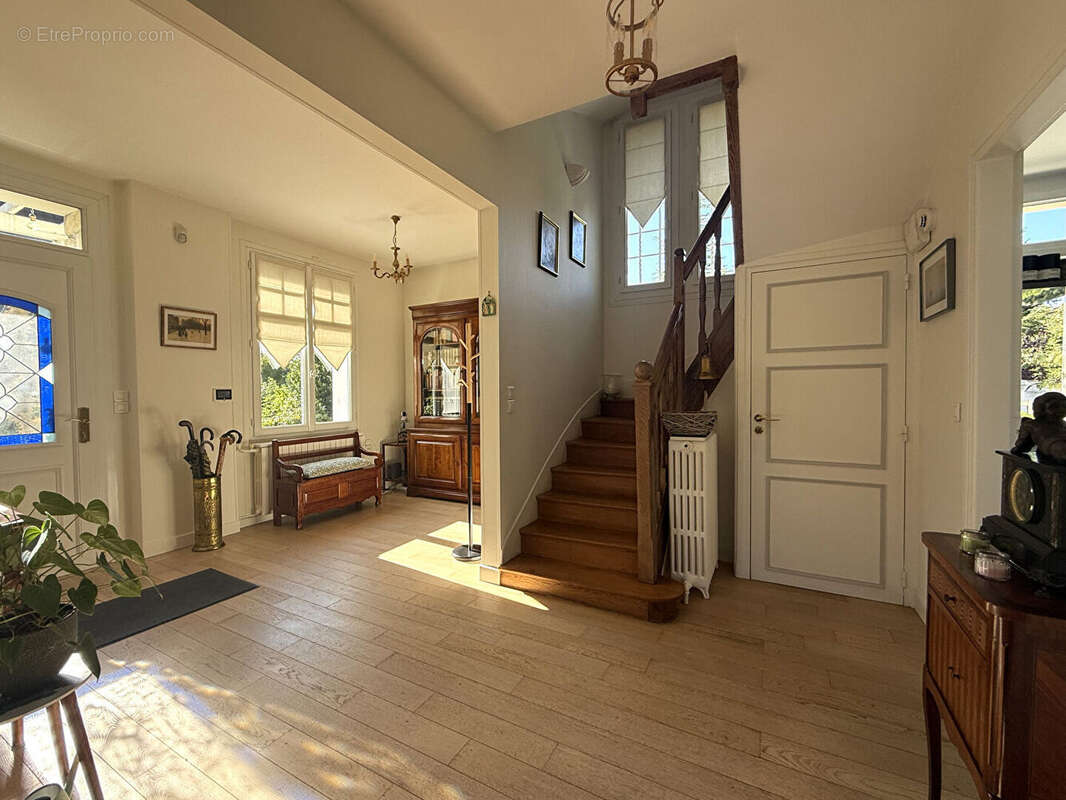 Maison à ENGHIEN-LES-BAINS