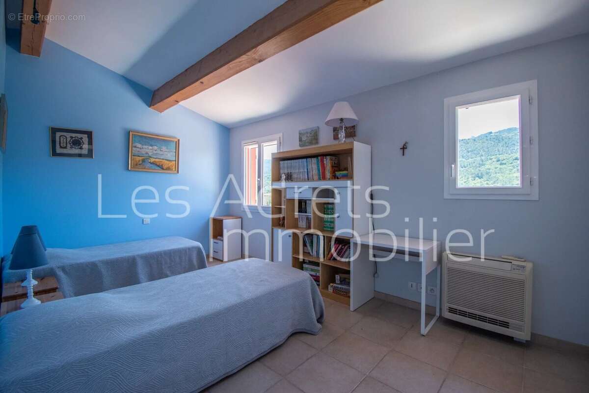 Maison à LES ADRETS-DE-L'ESTEREL
