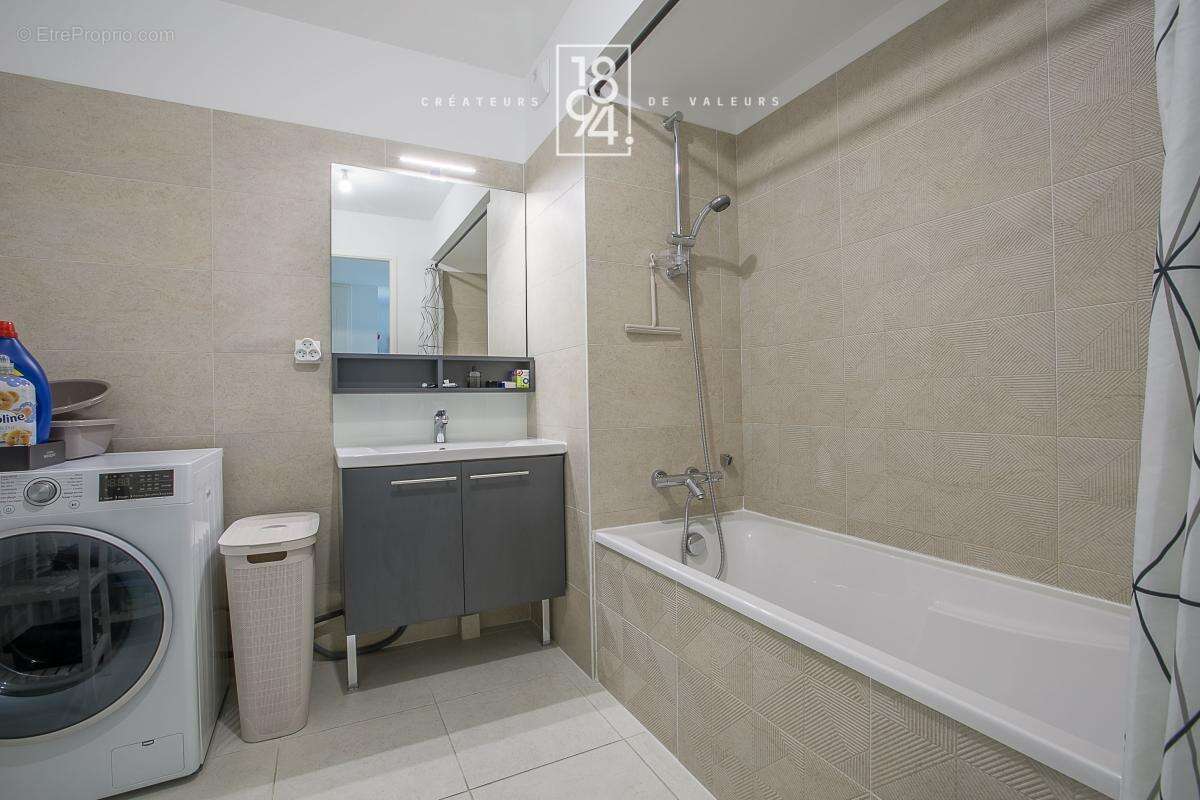 Appartement à MARSEILLE-12E