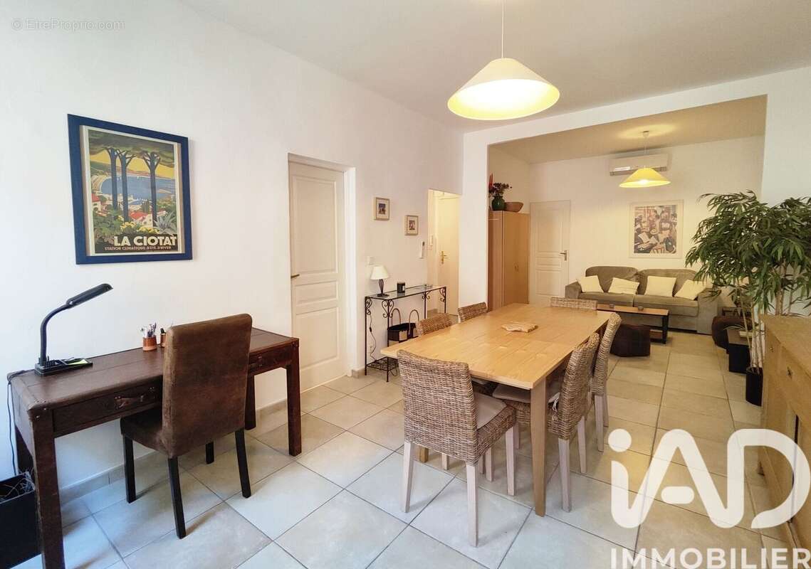 Photo 2 - Appartement à LA CIOTAT