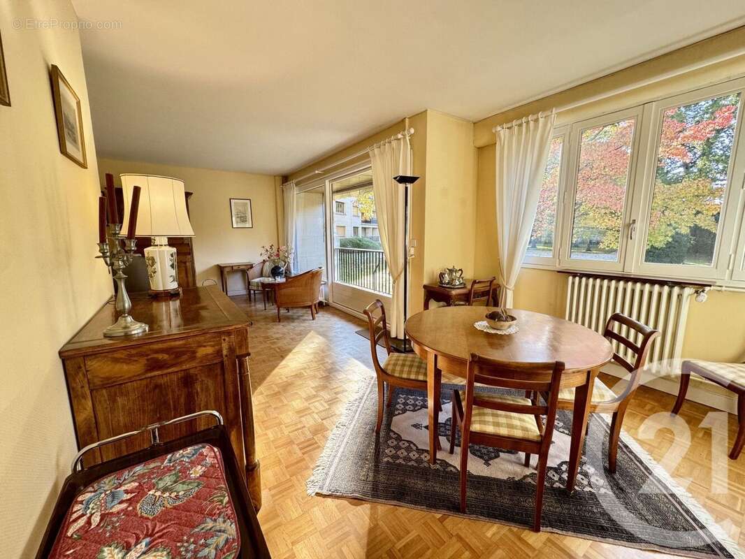 Appartement à AVON