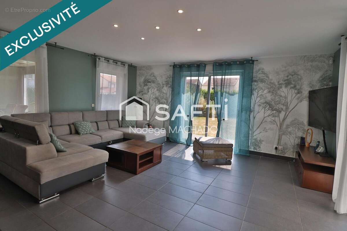 Maison 155 m² à Avril  - photo 7