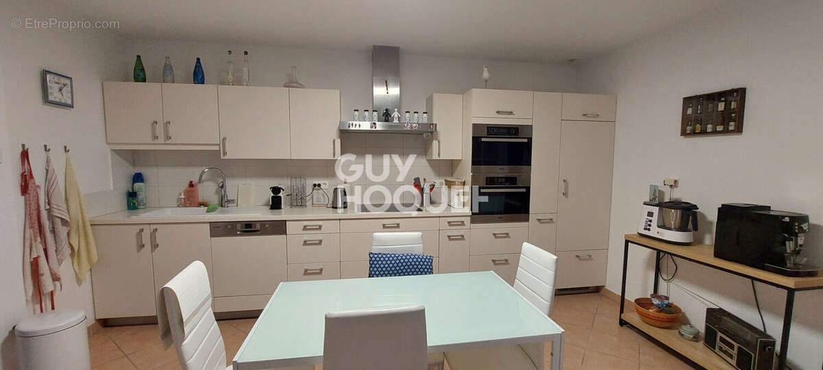 Rare sur La Légue ! Élégante maison familiale prête à vivre avec piscine et double garage - photo 5