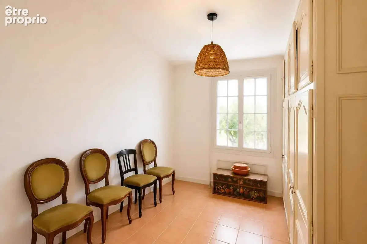 Maison de 9 pièces de 240 m² dans environnement privilégié - photo 17