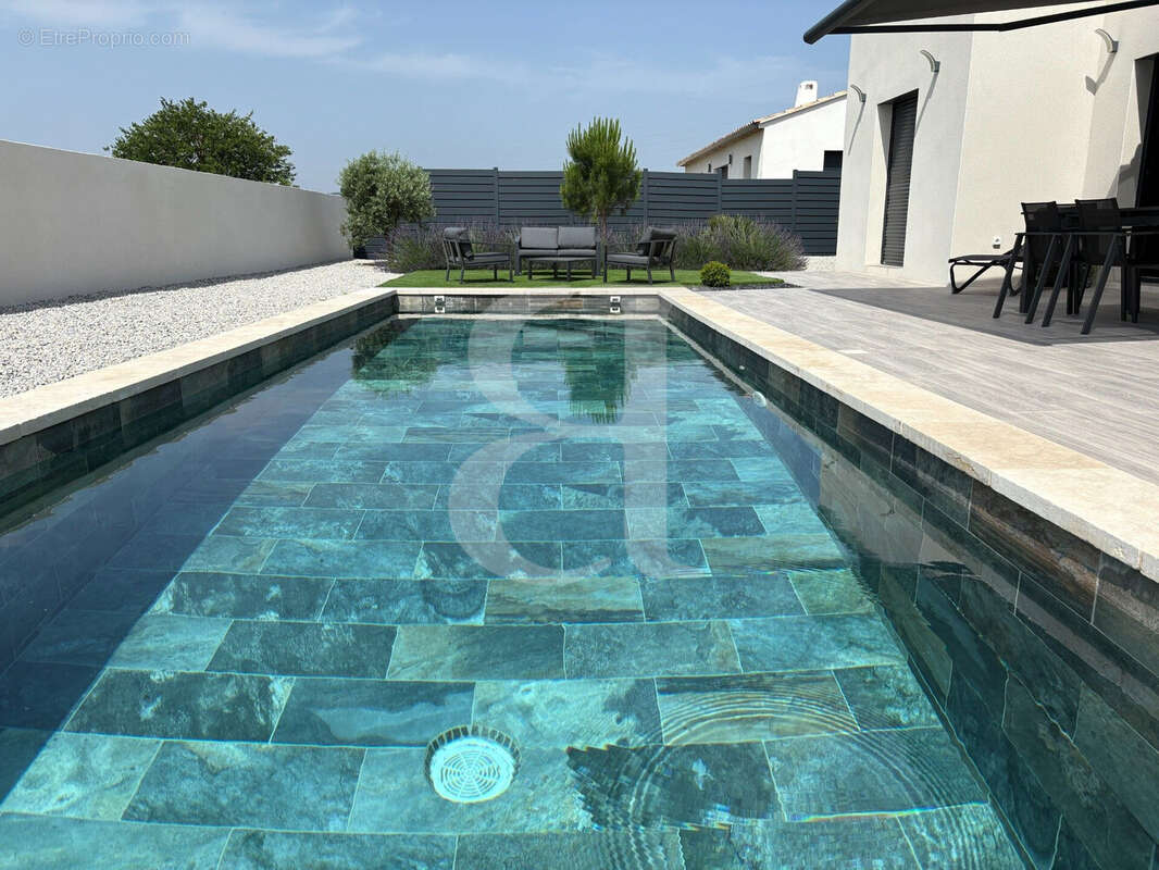 Maison à VAISON-LA-ROMAINE