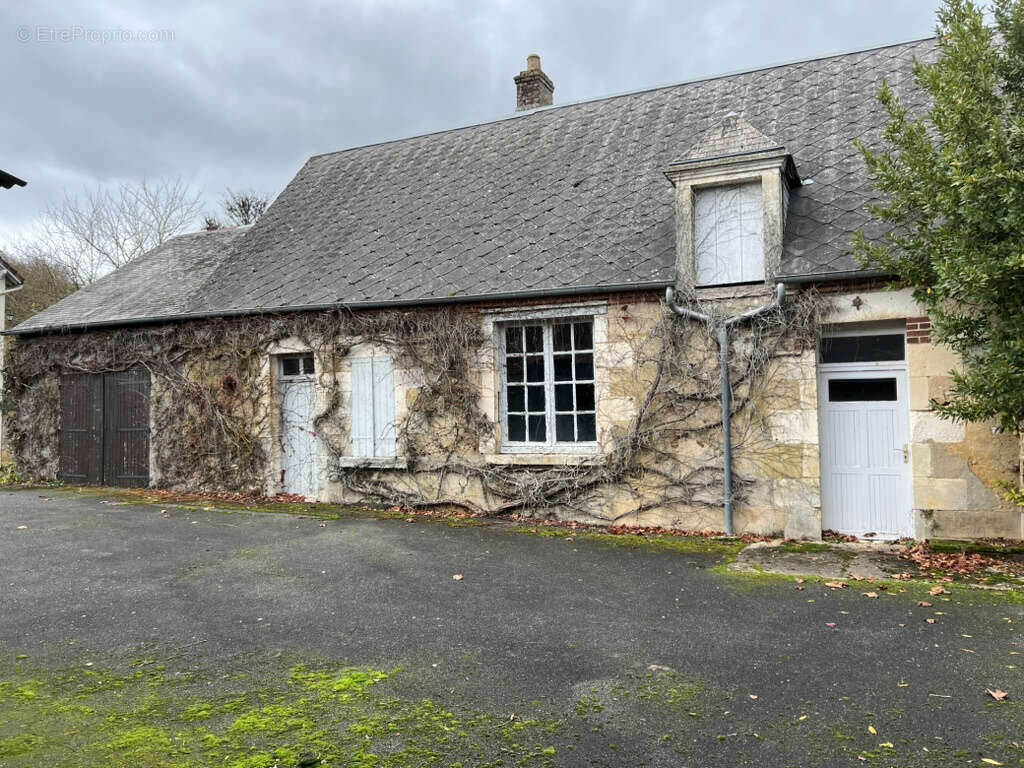 Maison à NEUVY-DEUX-CLOCHERS