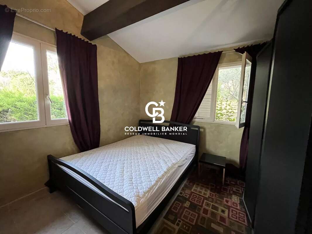 Appartement à MONTAUROUX