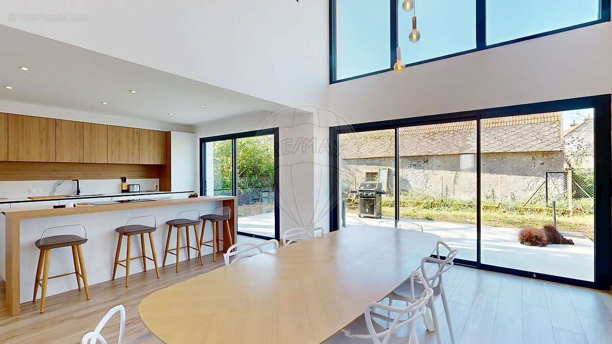 Maison à MEUNG-SUR-LOIRE