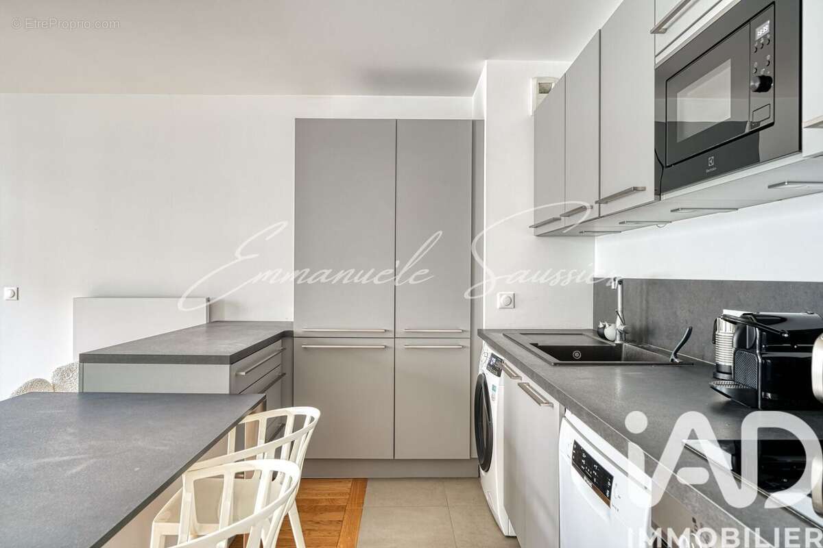 Photo 6 - Appartement à LEVALLOIS-PERRET