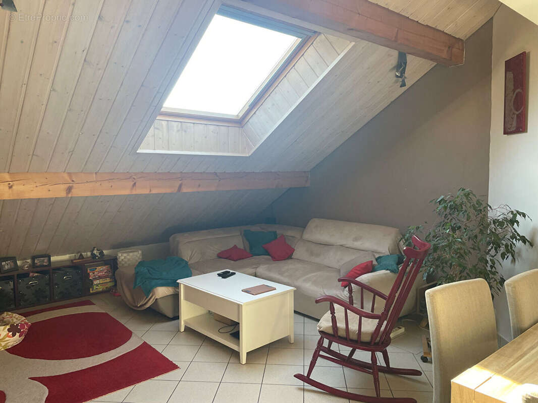 Appartement à CHEVENOZ