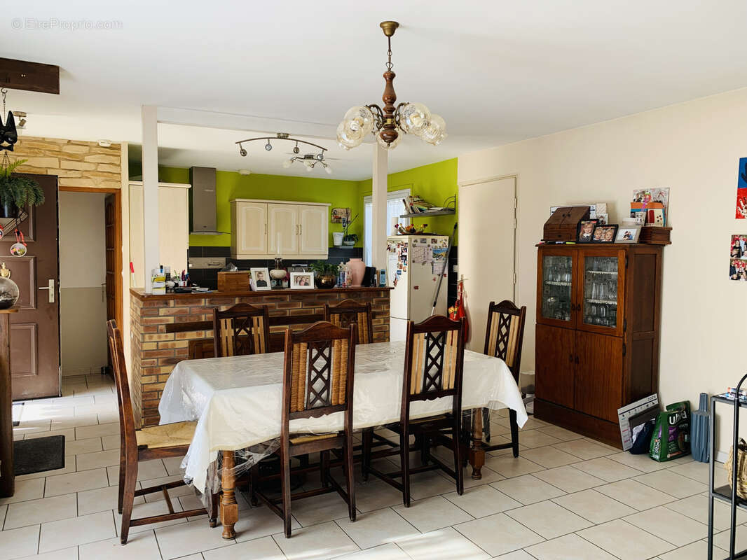 Maison à CHEROY