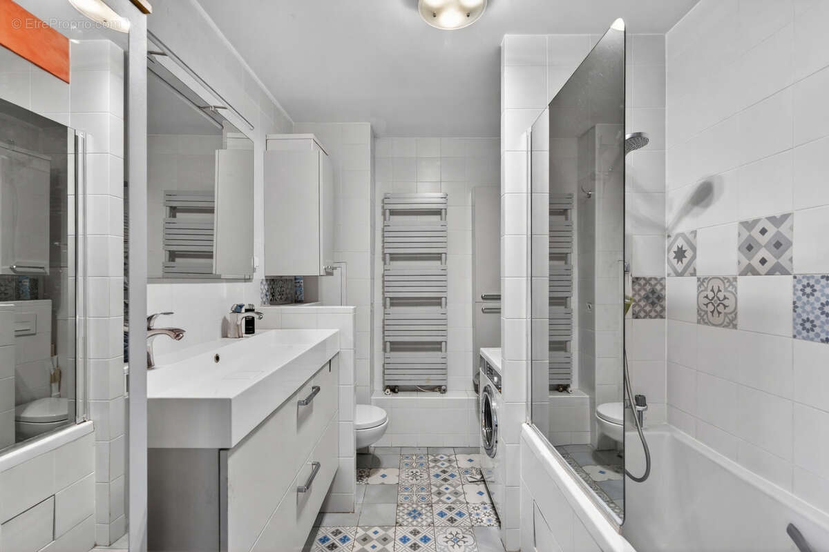 Appartement à PARIS-20E