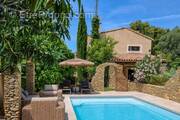 Maison à LE CASTELLET