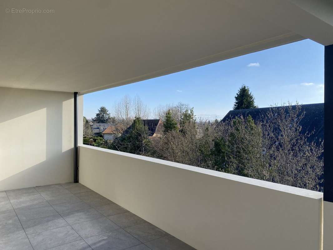 Appartement à BIZANOS