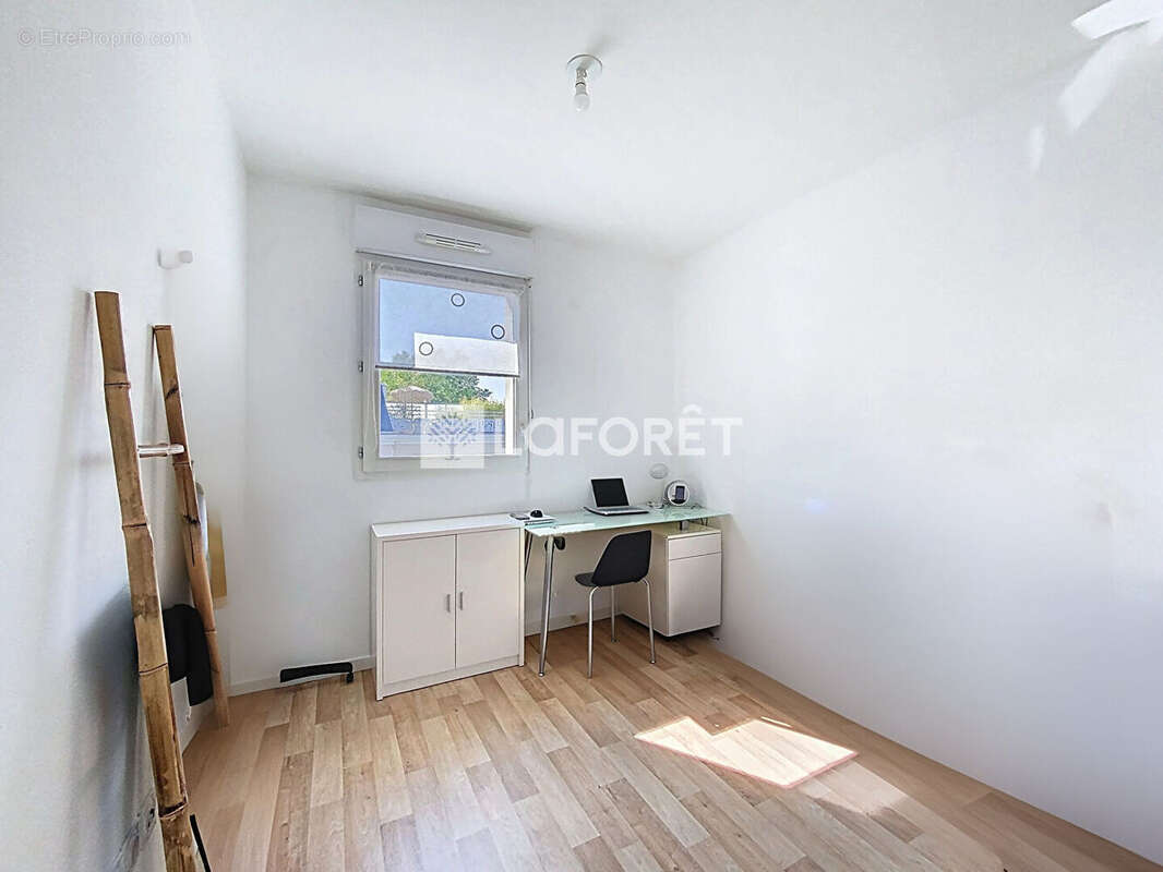 Appartement à VERNEUIL-SUR-SEINE