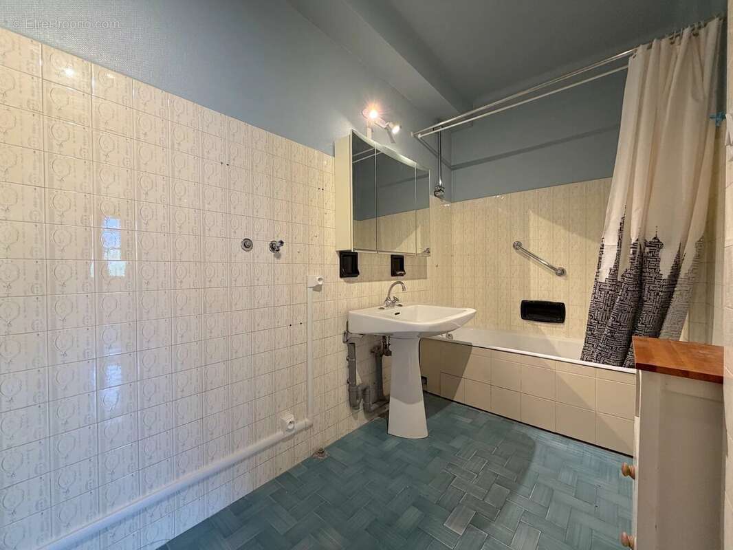 Appartement à SAINT-JEAN-DE-MAURIENNE