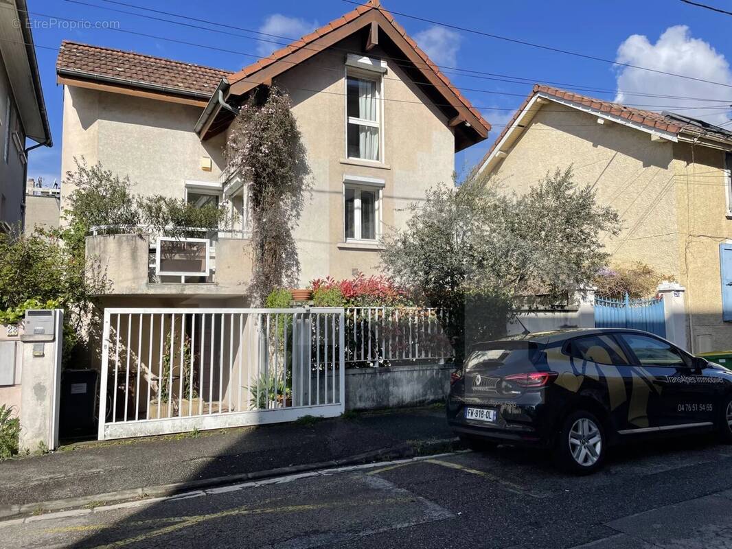 Maison à GRENOBLE