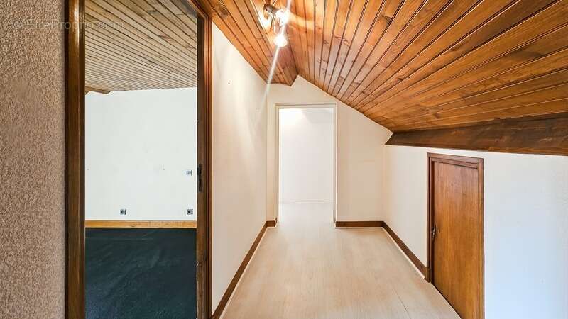 Maison à AUREILHAN