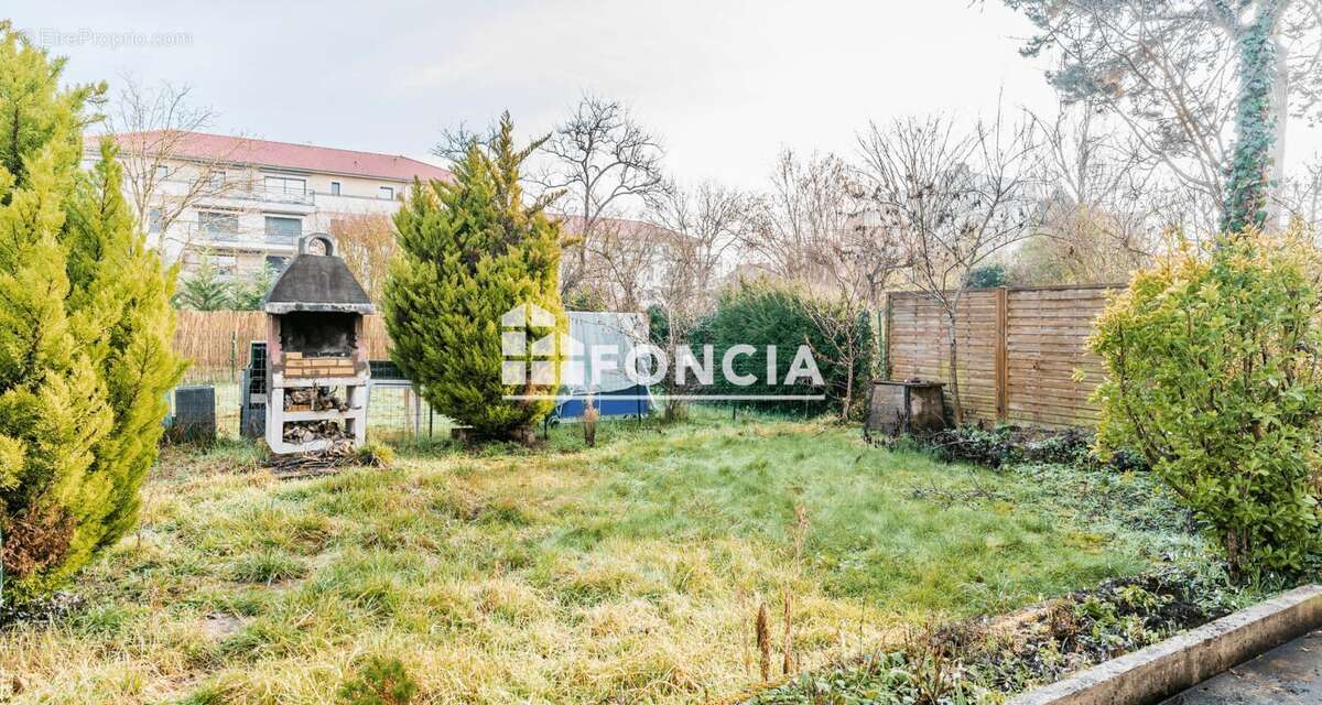 Appartement à MOULINS-LES-METZ