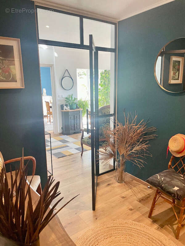 Appartement à SAINT-CYR-SUR-LOIRE