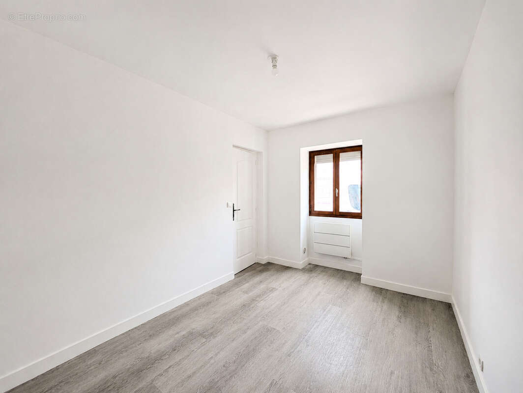 Appartement à LIEUSAINT