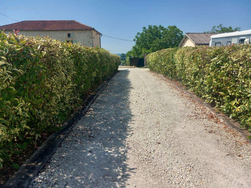 Maison à THEZAC