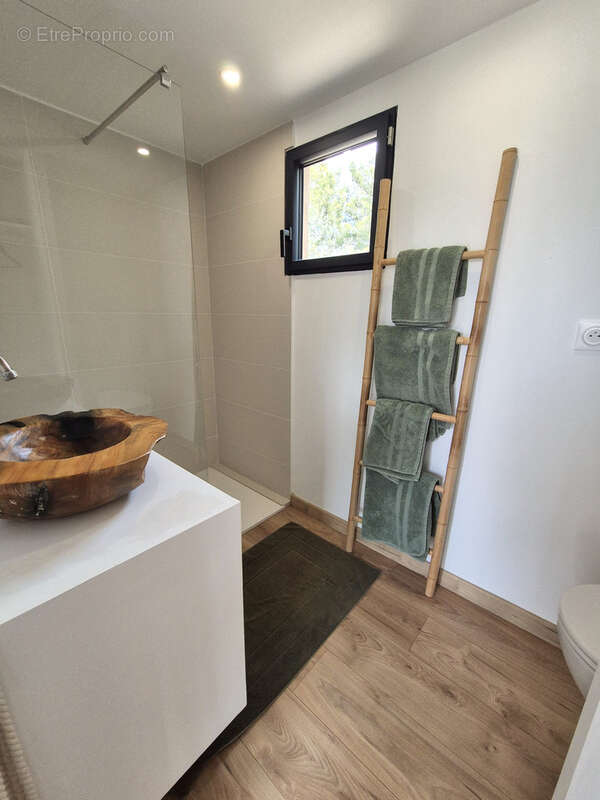 Maison à SAINT-PIERRE-DE-VASSOLS