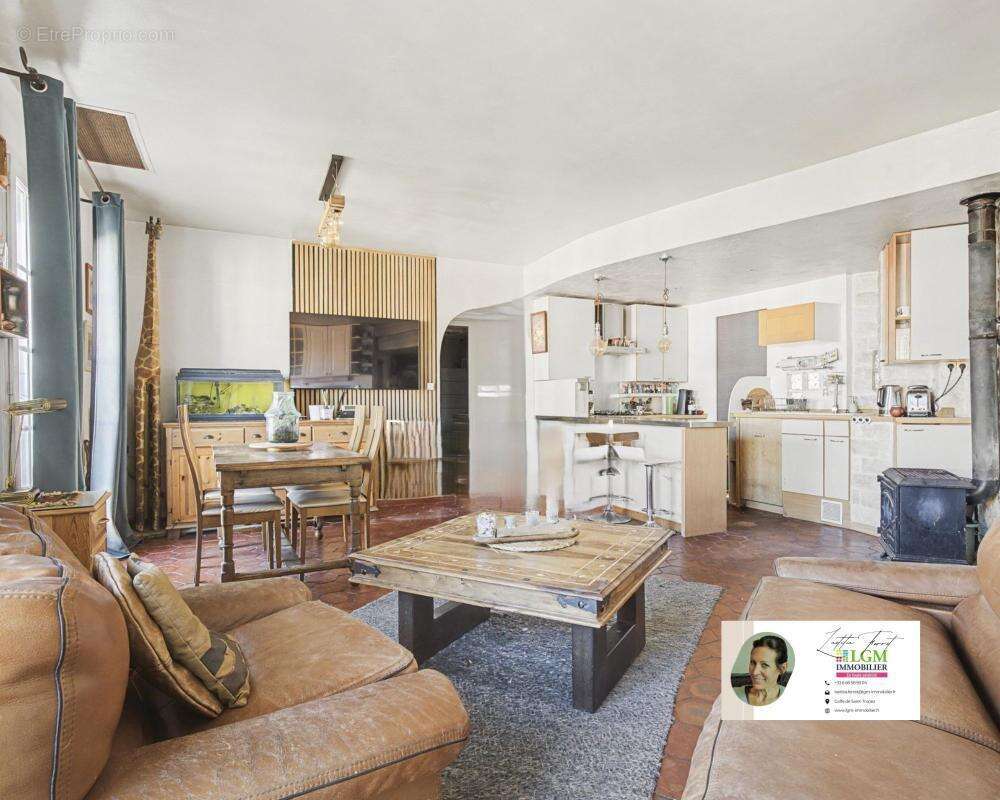 Appartement à GRIMAUD